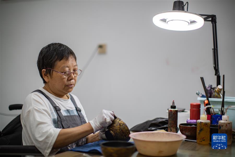 巴黎人下载地址